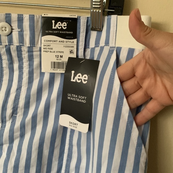 Lee women’s shorts skort 🩳 - Picture 5 of 5